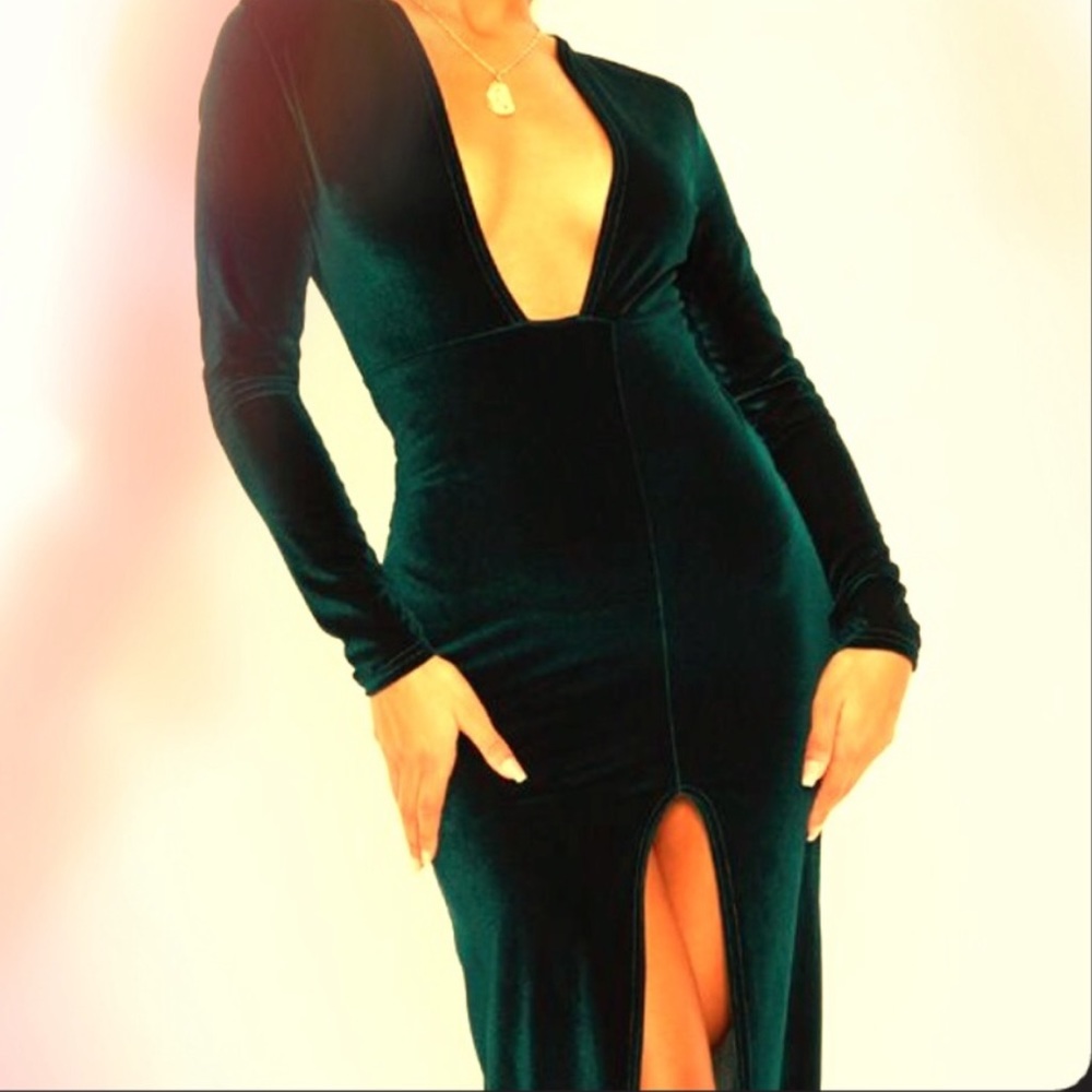 Prettylittlething velvet plunge maxi dress